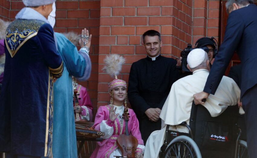 Kazakh church’s strength is its diversity, not its numbers, pope says
